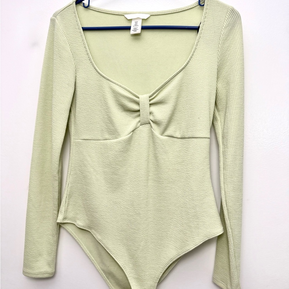 H&M Green Fitted Tie Front Bodysuit